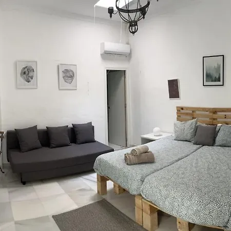 Guest house Bf Boutique Jerez 3*