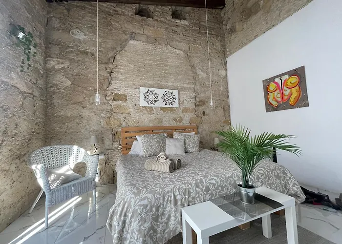 Guest house Bf Boutique Jerez 3*